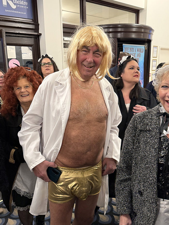 Image Copyright Pat H / TimeWarp - Click to return