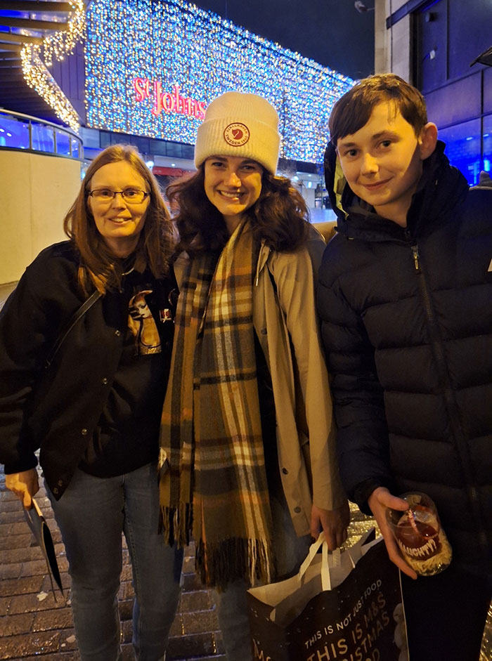 Image Copyright Helen & Max / TimeWarp - Click to return