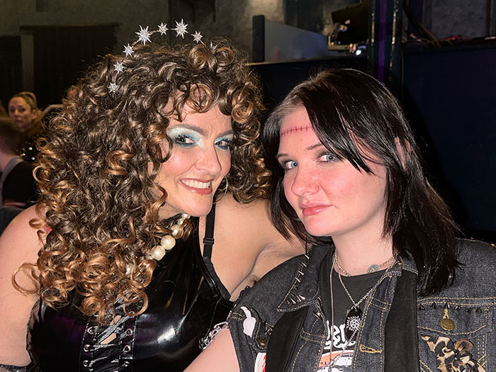 Image Copyright Pat H / TimeWarp - Click to return