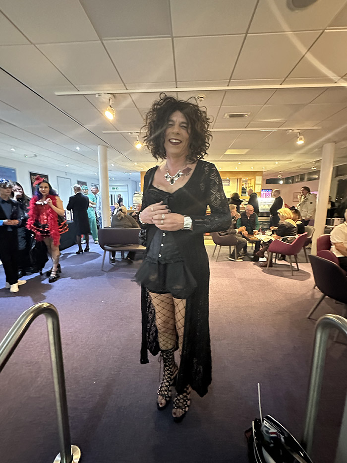 Image Copyright Pat H / TimeWarp - Click to return