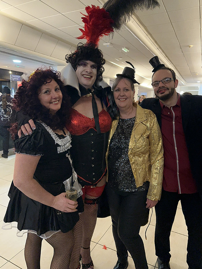 Image Copyright Pat H / TimeWarp - Click to return