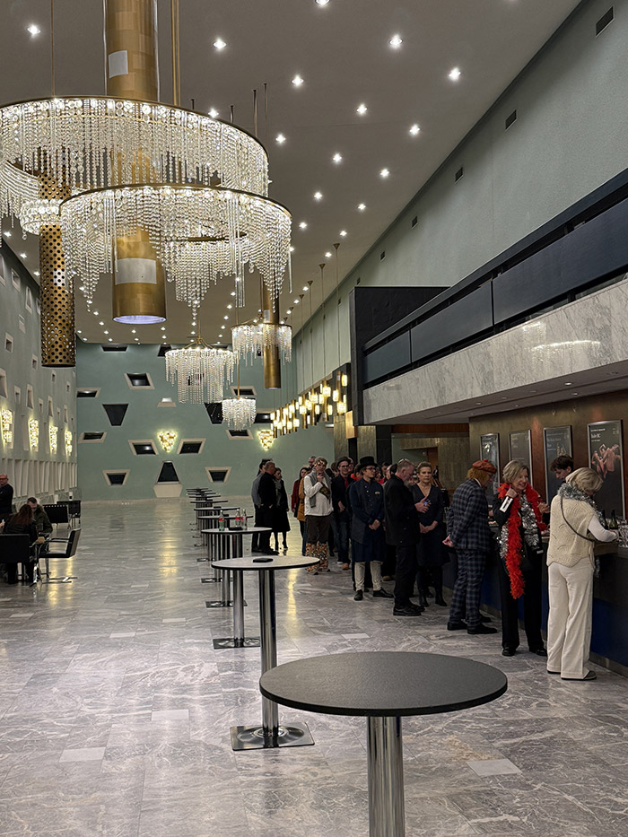 Image Copyright Pat H's New Year / TimeWarp - Click to return