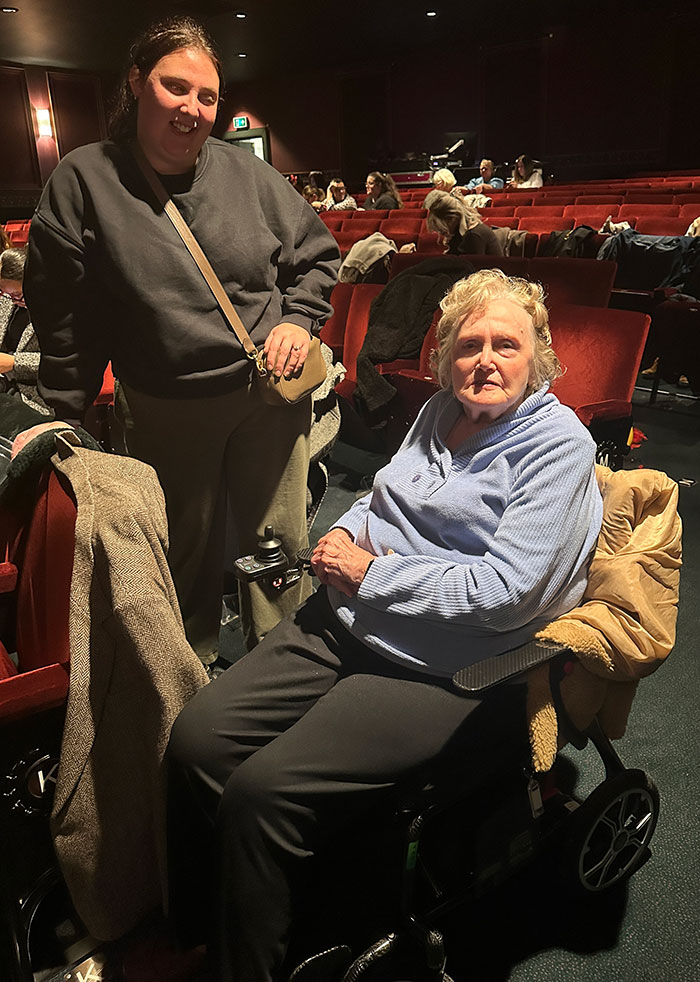 Image Copyright Pat H / TimeWarp - Click to return