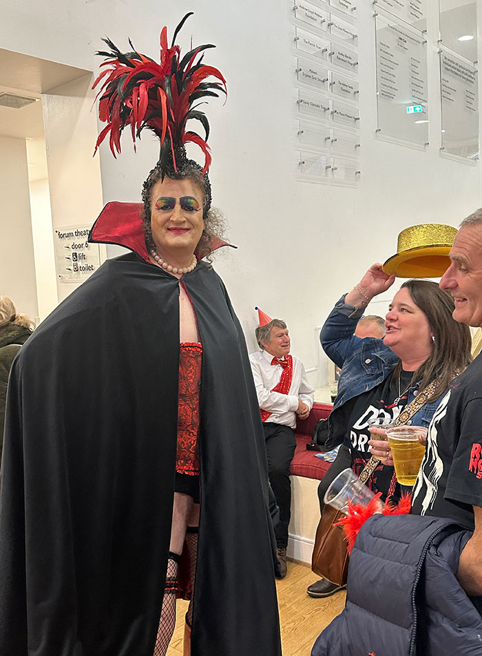 Image Copyright Pat H / TimeWarp - Click to return