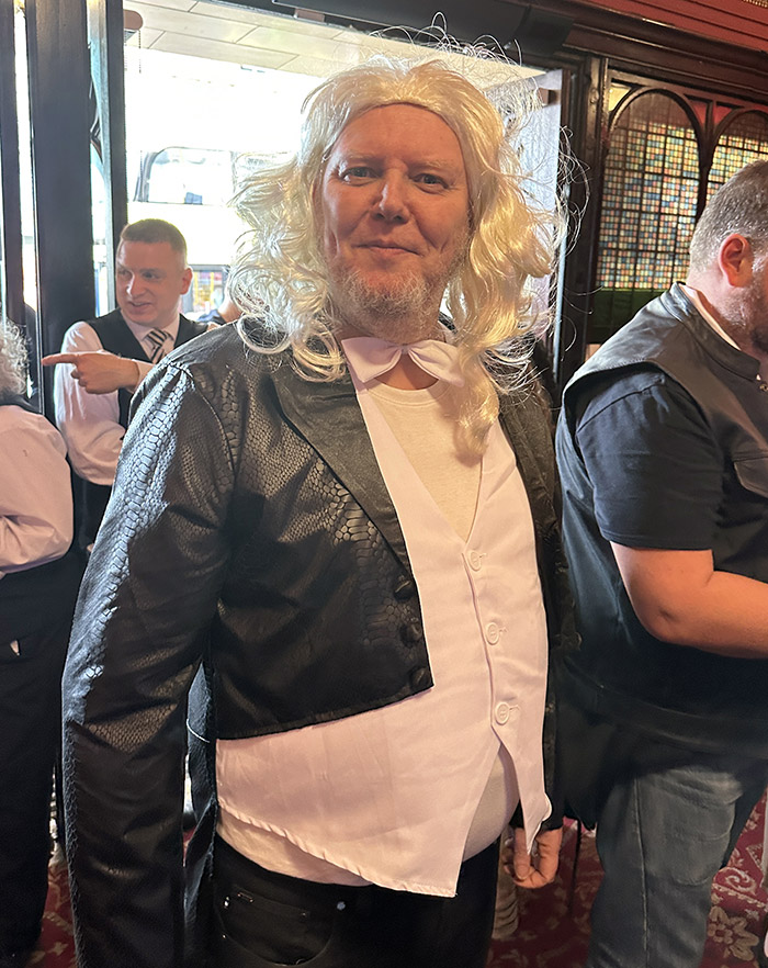 Image Copyright Pat H / TimeWarp - Click to return