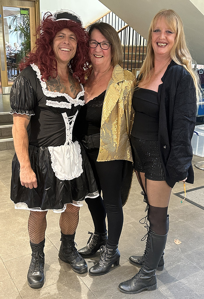 Image Copyright Pat H / TimeWarp - Click to return