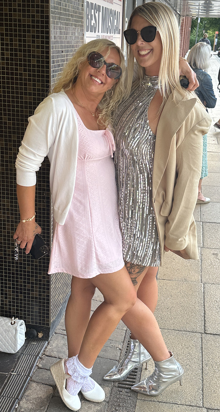 Image Copyright Pat H / TimeWarp - Click to return