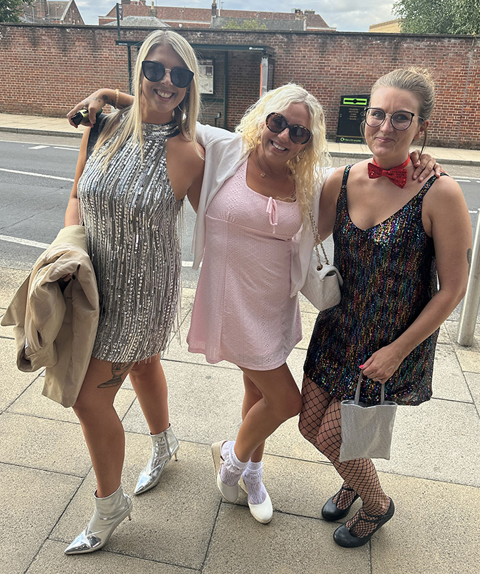 Image Copyright Pat H / TimeWarp - Click to return