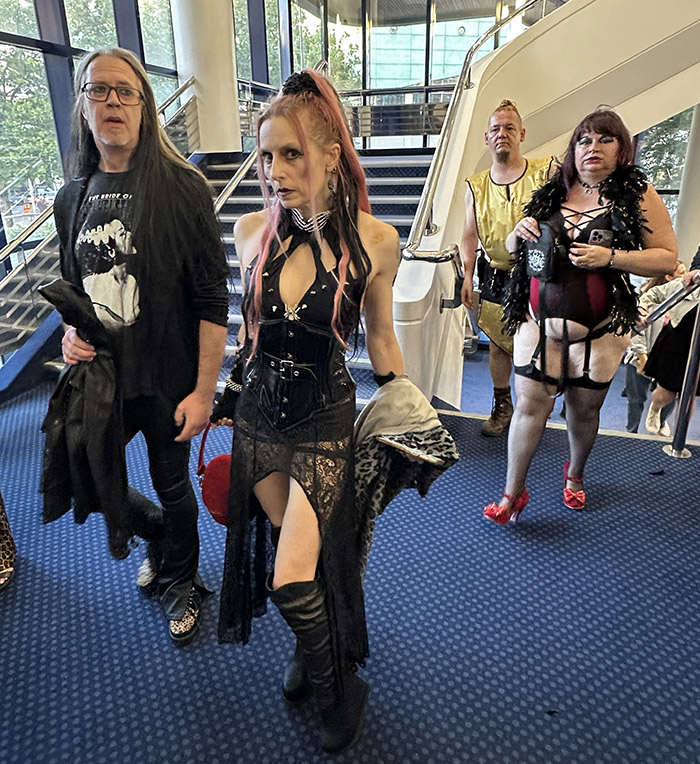 Image Copyright Pat H / TimeWarp - Click to return