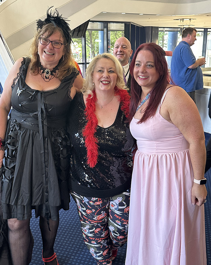 Image Copyright Pat H / TimeWarp - Click to return