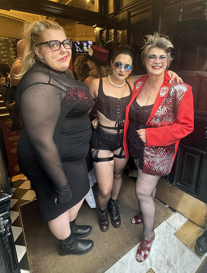 Image Copyright Pat H / TimeWarp - Click to return