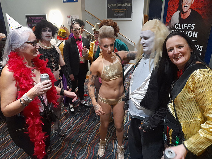 Image Copyright Michael H / TimeWarp - Click to return