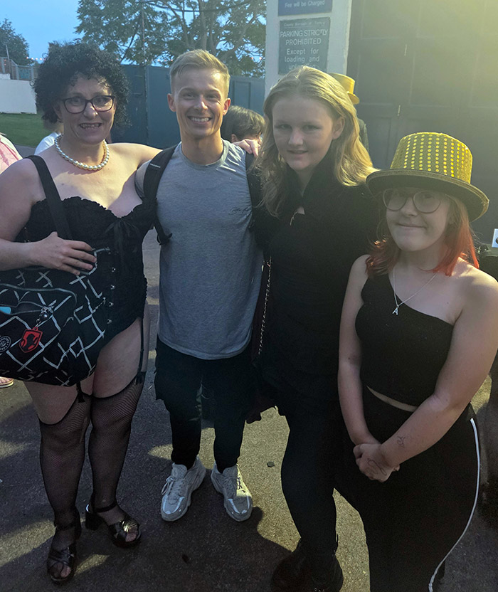 Image Copyright Becca L / TimeWarp - Click to return