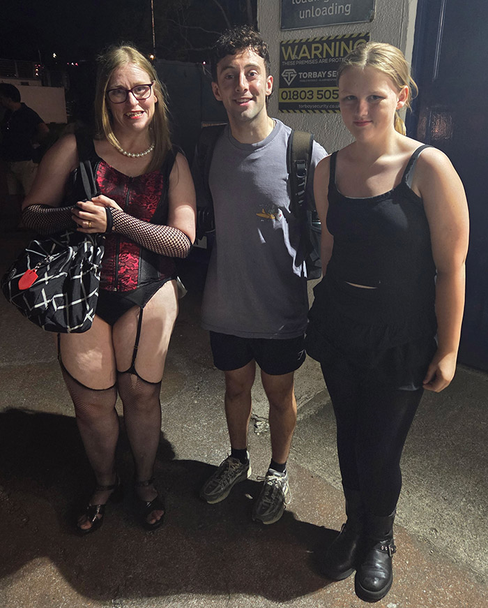 Image Copyright Becca L / TimeWarp - Click to return