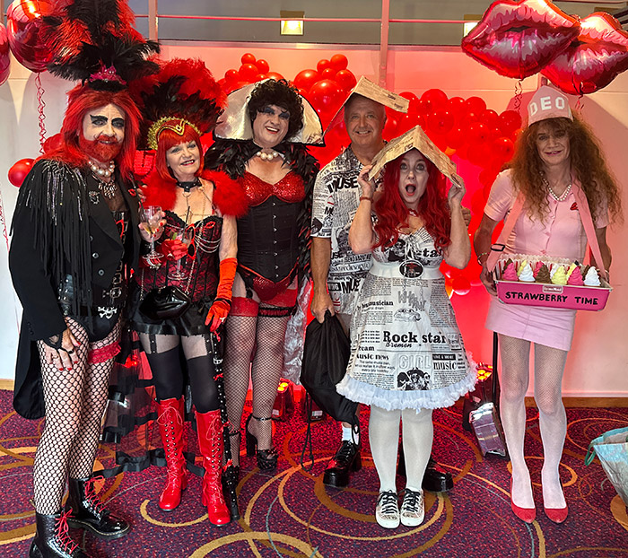 Image Copyright Pat H / TimeWarp - Click to return