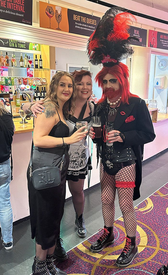 Image Copyright Pat H / TimeWarp - Click to return