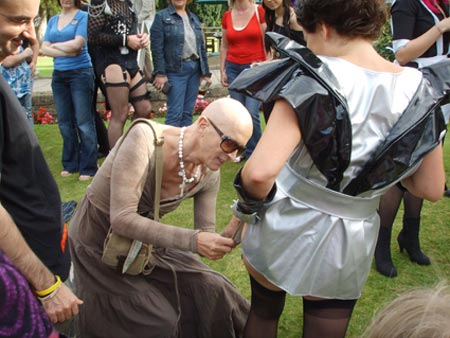 Image © Tim and Claudine / TimeWarp 2008