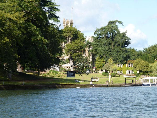 Image © Karen / Norman / TimeWarp 2012